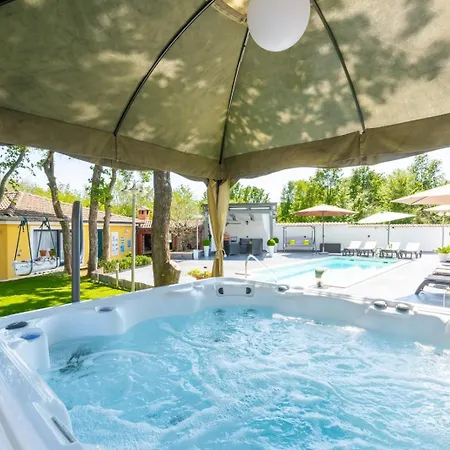 4928-11 For 4 Pers In Tatil Evi *